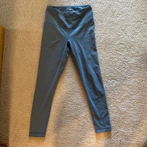 Womens Small Yogalicious Leggings